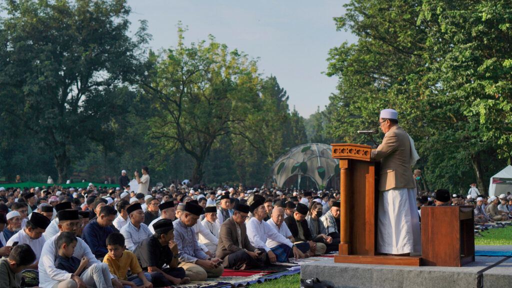Kebun Raya Bogor Selenggarakan Shalat Idul Fitri 1445 Hijriah
