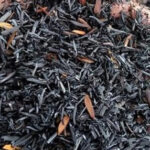 Penampakan sekam bakar sebagai salah satu media tanam tanaman. Foto: Tokopedia