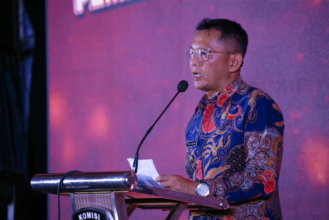 Pj Wali Kota Bogor, Hery Antasari saat memberikan pemaparan, di acara peluncuran maskot dan jingle di Gedung Putri SKI Katulampa, Minggu (9/6). Foto: Pemkot Bogor