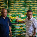 Pj Wali Kota Bogor, Hery Antasari saat menyambangi gudang Bulog Dramaga. Foto: Pemkot Bogor