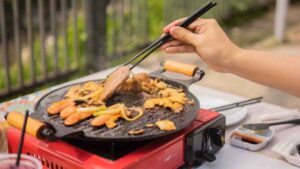 Rasain Deh Sensasi Makan di Pinggir Sungai, Riverside Grill Mulai dari Harga 19 Ribu Rupiah