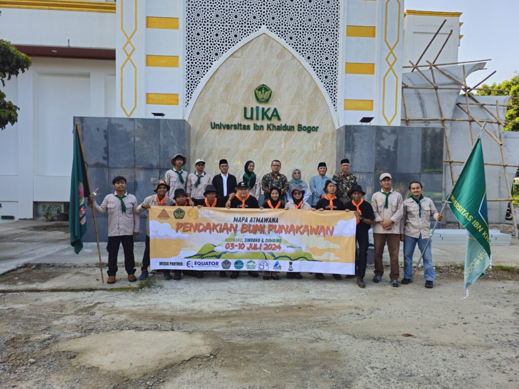 UIKA Bogor Lepas 9 Mahasiswanya Untuk Mendaki Gunung Sindoro dan Sumbing