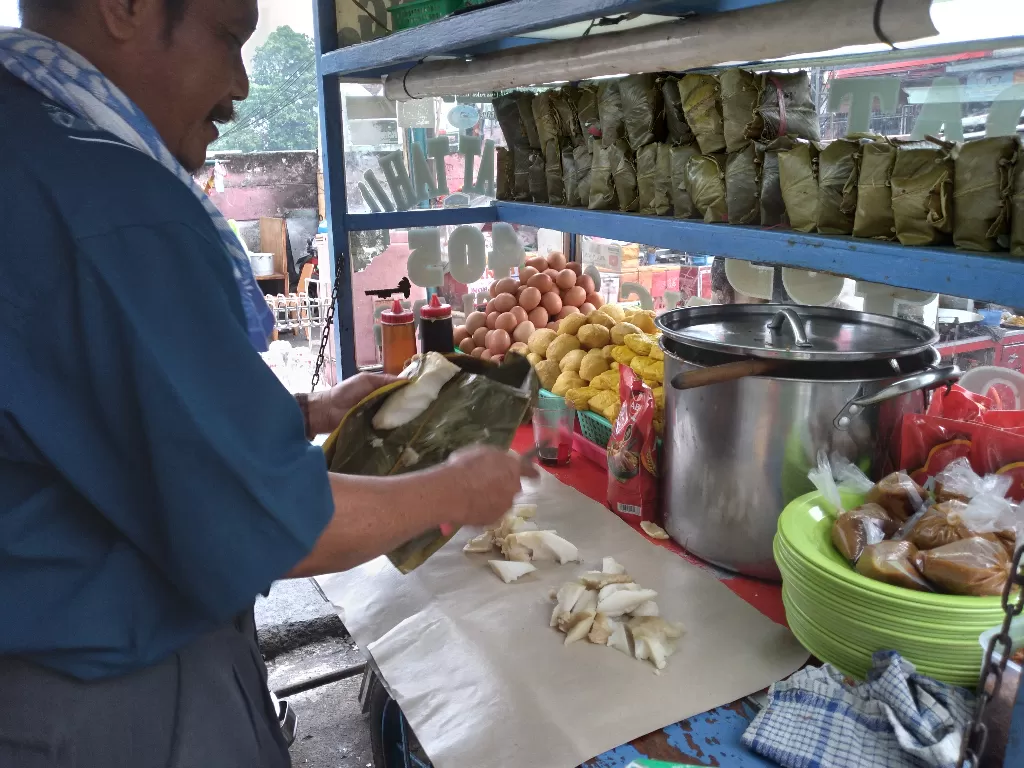 Daftar Jajanan Malam Bogor yang Buka Sampai Pagi Buta