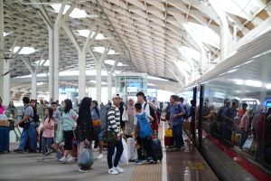 Sambut HUT ke-79 RI, PT KCIC Hadirkan Promo Khusus untuk Penumpang Kereta Cepat Whoosh