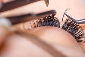 Tips Supaya Eyelash Extension Kamu Tahan Lama