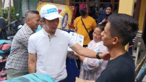 Blusukan Di Kelurahan Kebon Kalapa Dedie-Jenal Tengok Korban Kebakaran