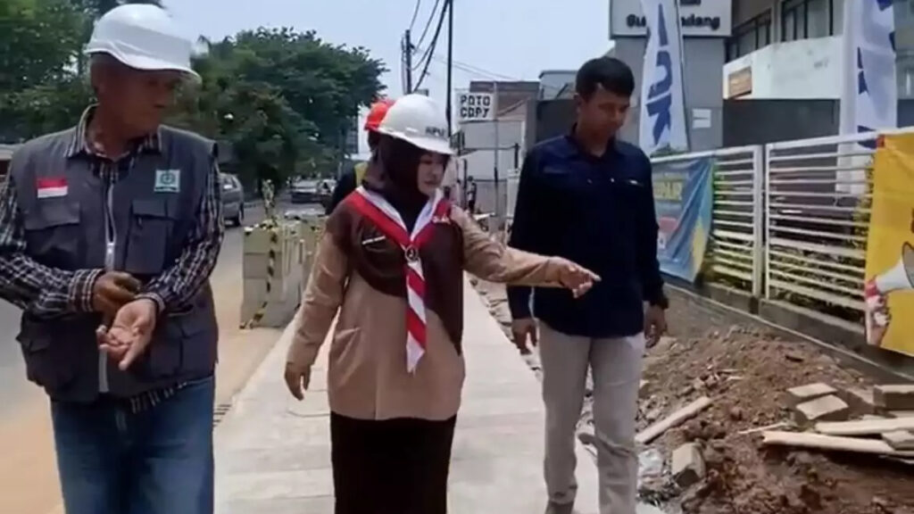 Kadis PUPR Depok Targetkan Pembangunan Trotoar Cinere Selesai Akhir Bulan Ini