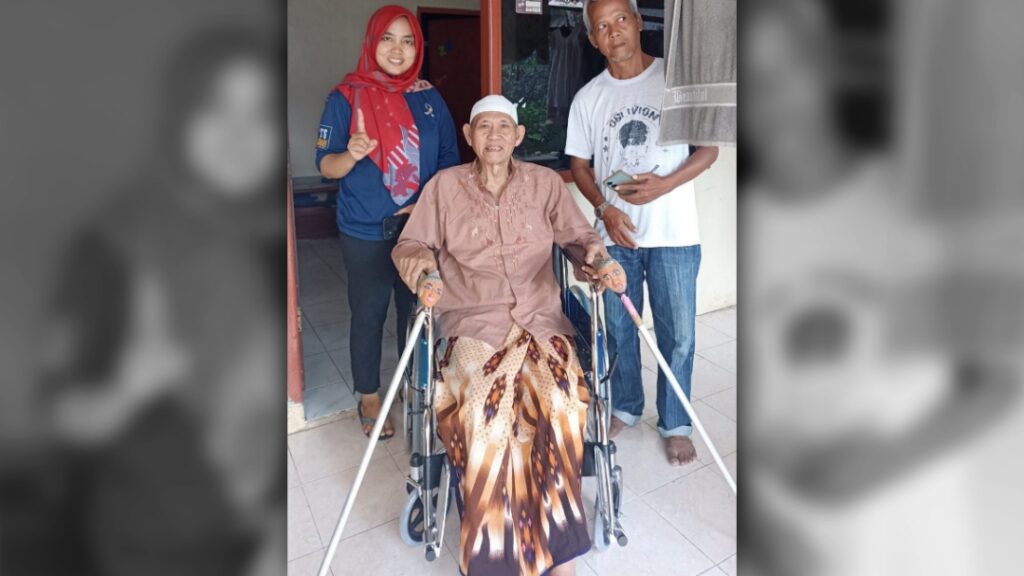 Bantuan Kursi Roda, Melli Darsa Inginkan Kota Bogor Menjadi Kota Inklusif