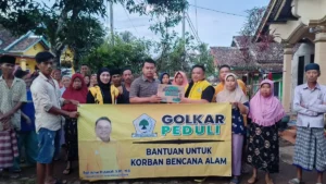 Ketua DPRD Kab. Sukabumi Salurkan Bantuan dan Pantau Pemulihan Bencana Banjir Cikaso