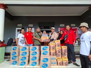 Paoji Nurjaman Sambangi Korban Bencana di Pabuaran, Salurkan Bantuan dan Koordinasi Medis