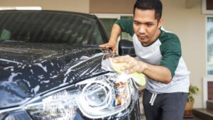Gak Perlu ke Bengkel, Ini Daftar yang Harus Dilakukan Merawat Mobil di Rumah