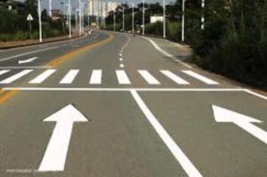 Garis di Jalan Bukan Hiasan: Ini Arti Penting Marka yang Wajib Kamu Tahu