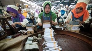 Industri Tembakau Tertekan, Rokok Ilegal Makin Tak Terbendung