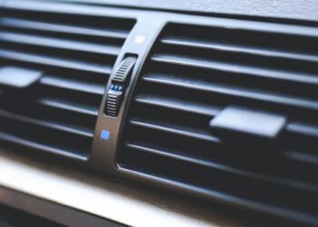 5 Cara Merawat Sistem Pendingin Mesin Mobil Biar Performa Tetap Prima