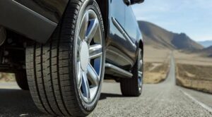 Beli Ban Mobil Nggak Bisa Asal! Ini 7 Faktor Penting Biar Nggak Nyesel