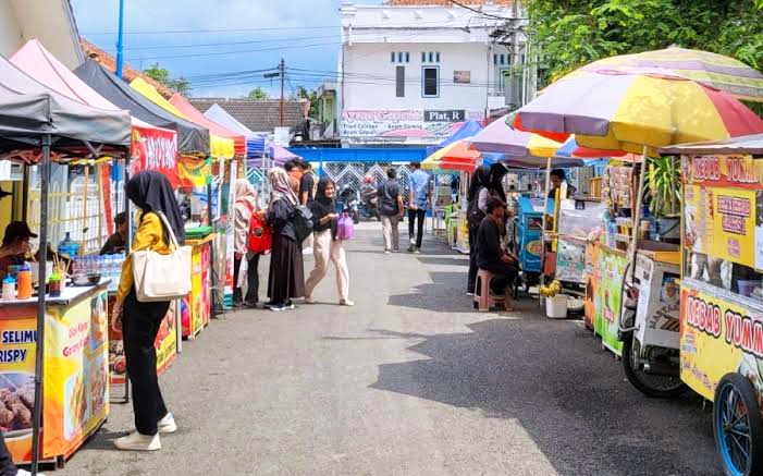 Mau Buka Usaha Kuliner? Ini 9 Langkah Praktis Biar Bisnis Kamu Moncer!