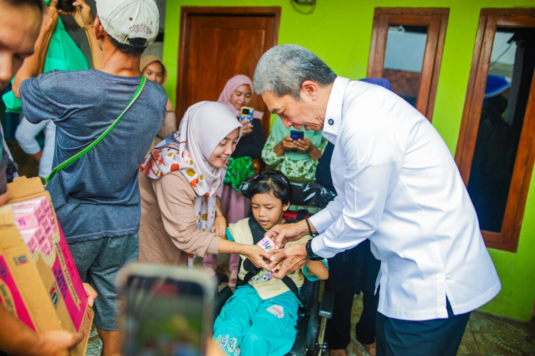Alhamdulillah, Ratusan Warga Kecamatan Bogor Barat Dapat Bantuan RTLH