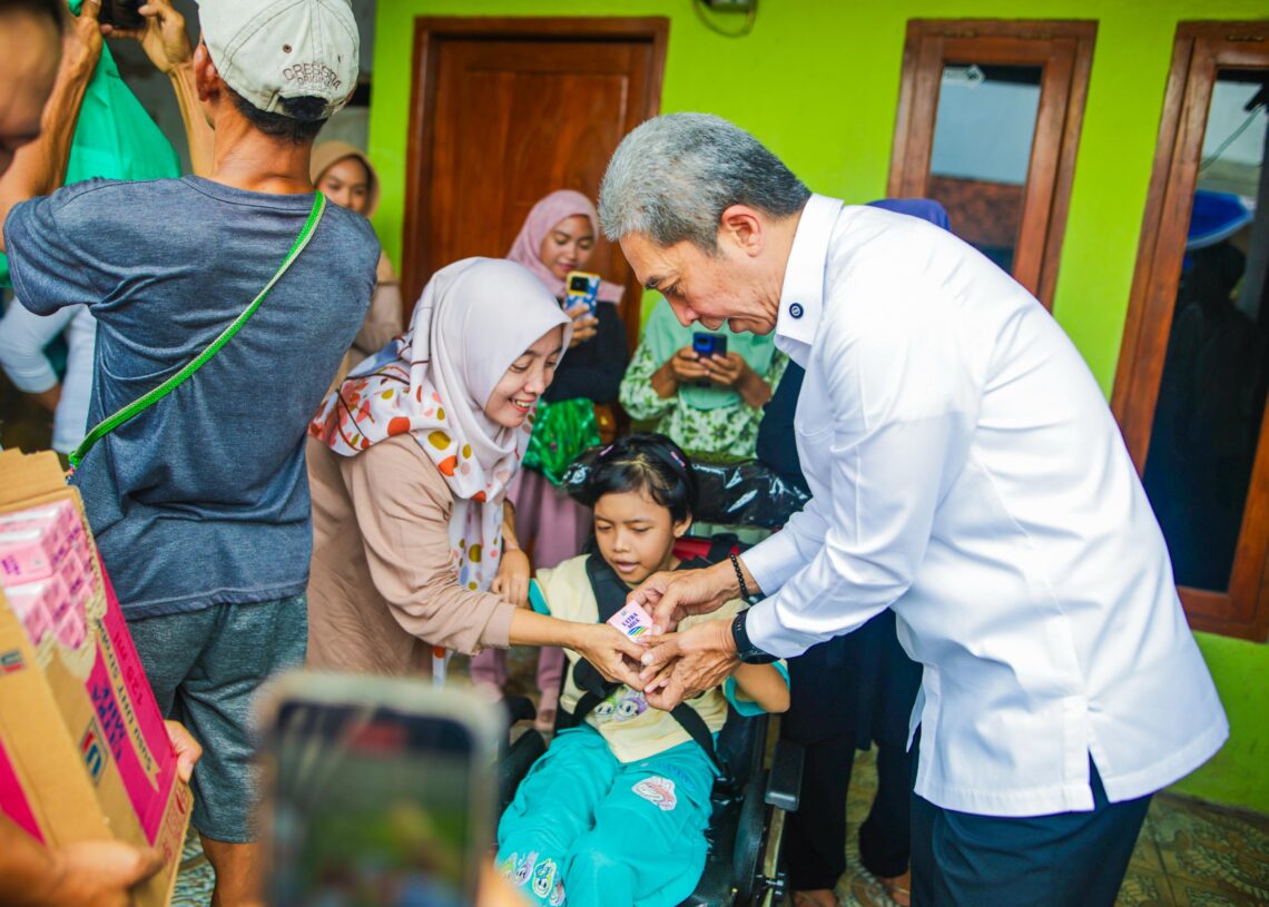 Alhamdulillah, Ratusan Warga Kecamatan Bogor Barat Dapat Bantuan RTLH