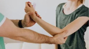 Kok Bisa Baru Umur 20 Tahunan Terkena Stroke? Ternyata Ini Pemicunya