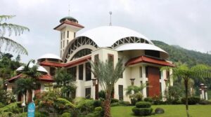 Rekomendasi 8 Destinasi Wisata Religi di Bogor yang Penuh Sejarah