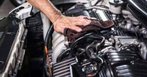 Bikin Mesin Mobil Awet dan Kinclong, Begini Cara Pakai Degreaser yang Benar