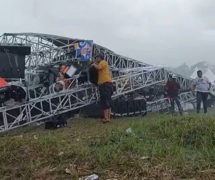 Panggung Gunung Sindur Expo 2025 Roboh Dihantam Angin, Acara Dihentikan Sementara