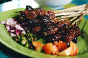 7 Rekomendasi Kuliner Malam di Puncak Bogor yang Buka 24 Jam