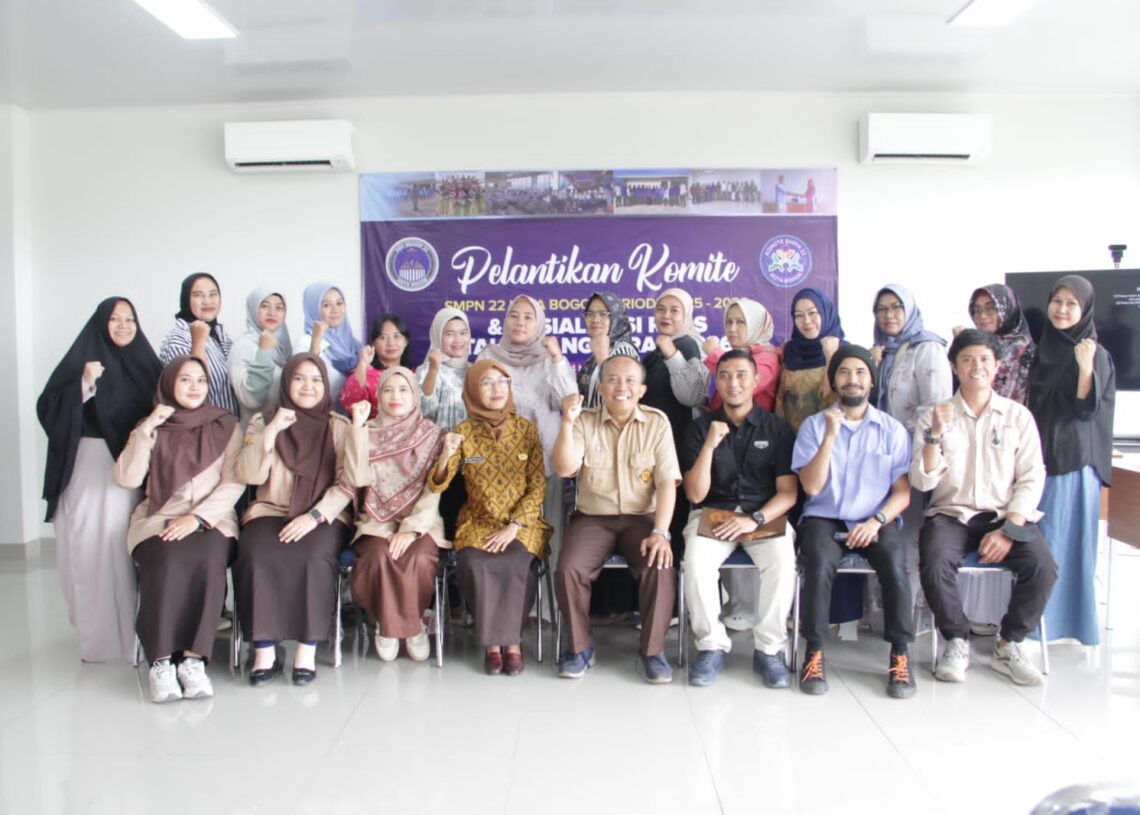 Dikukuhkan, Komite SMPN 22 Kota Bogor Gandeng PT AKB Maksimalkan Program CSR