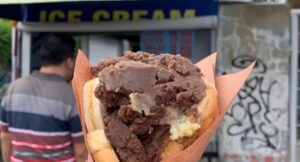 5 Jajanan Legendaris Bogor yang Masih Jadi Favorit Warga Lokal!