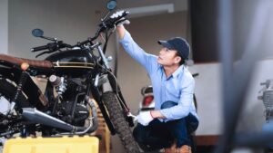 Tarikan Gas Motor Mulai Loyo? Ternyata Banyak ‘Biang Kerok’ yang Sering Diabaikan