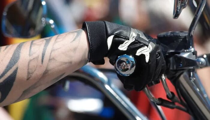 Handgrip Motor Tiba-Tiba Longgar? Ini Biang Kerok yang Sering Tak Disadari Pengendara