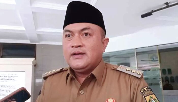 Air Lindi Cemari Jalur Angkut Sampah, Pemkab Bogor Mulai Beralih ke Truk Compactor