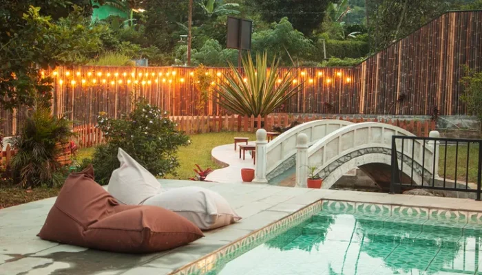 Rekomendasi 10 Villa dengan View Gunung di Puncak Bogor yang Bikin Liburan Makin Adem