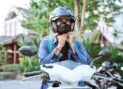 Jangan Asal Pakai, Ini 6 Cara Memilih Helm yang Aman dan Nyaman buat Harian