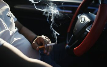 Bau Rokok Membandel di Mobil Susah Hilang? Ini Cara Efektif yang Bisa Dicoba