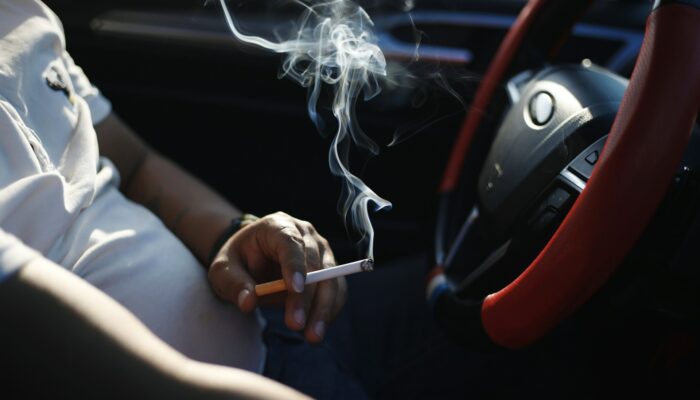 Bau Rokok Membandel di Mobil Susah Hilang? Ini Cara Efektif yang Bisa Dicoba