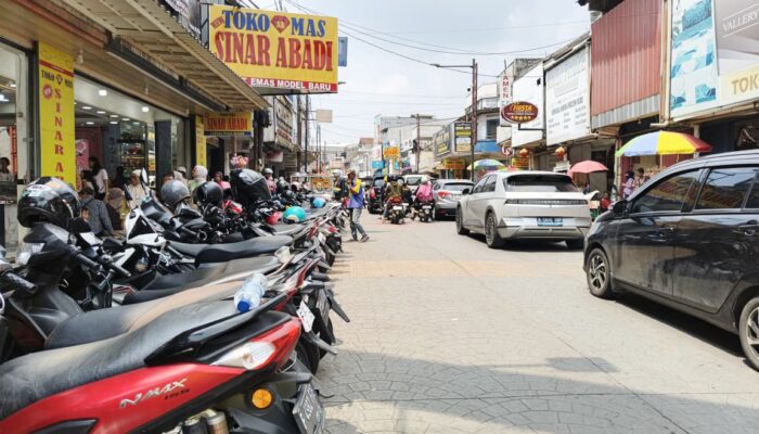 Jalan Suryakencana Bogor Ubah Aturan Parkir, Warga Kagok tapi Macet Berkurang
