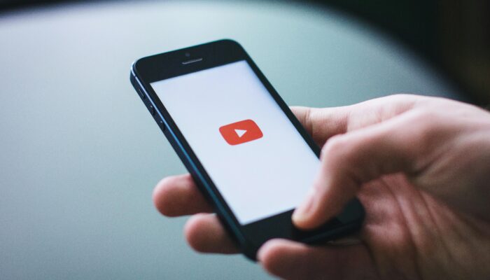 YouTube Mulai Tutup Akun Bocah di Bawah 16 Tahun, Ini Aturan Barunya
