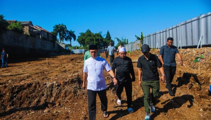 Dedie Rachim Tinjau Proyek Trase Baru Batutulis, Alat Berat Mulai Masuk