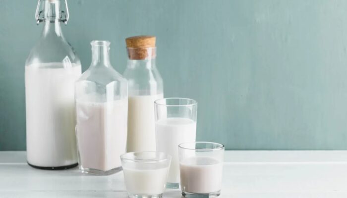 Susu Cepat Asam Setelah Dibuka? Ini 5 Cara Simpan yang Masih Sering Diabaikan