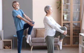 10 Cara Mencegah Osteoporosis pada Lansia agar Tulang Tetap Kuat di Usia Senja
