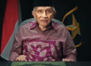 Amien Rais Sentil Prabowo soal Gaya Bicara hingga Teddy, Singgung Kebiasaan Gebrak Podium