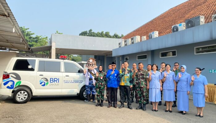 BRI Bogor Dewi Sartika Serahkan Ambulans Jenazah kepada RSAU dr. M. Hassan Toto, Dukung Pelayanan Kemanusiaan