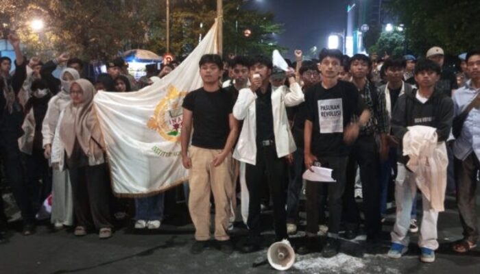 Ratusan Mahasiswa Demo di Depan Istana Bogor, Bawa 6 Tuntutan untuk Pemerintah