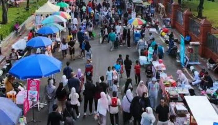 Diberi Waktu Sebulan, PKL di Alun Alun Tegar Beriman Diimbau Pakai Baju Adat Sunda