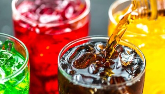 Bukan Cuma Makanan, Minuman Favorit Sehari-hari Ini Ternyata Bisa Jadi Musuh Kesehatan Usus