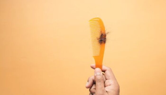 Jangan Berlebihan, 5 Makanan Ini Bisa Bikin Rambut Rapuh dan Mudah Rontok