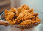Makan Ayam Tiap Hari, Aman atau Justru Bikin Gizi Tak Seimbang?