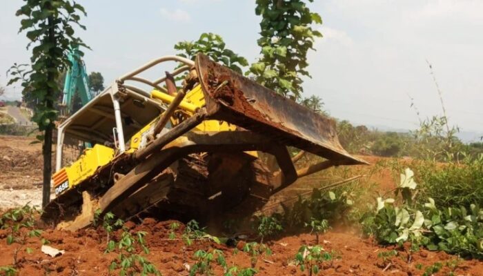 Lahan 6.000 Meter Persegi Digusur, Warga Cadas Ngampar dan Sentul City Saling Klaim Hak Kepemilikan