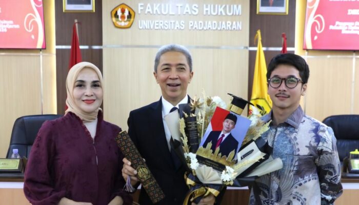 Dedie Rachim Raih Gelar Doktor Ilmu Hukum, Dorong Sentralisasi Data Nasional untuk Perkuat Kebijakan